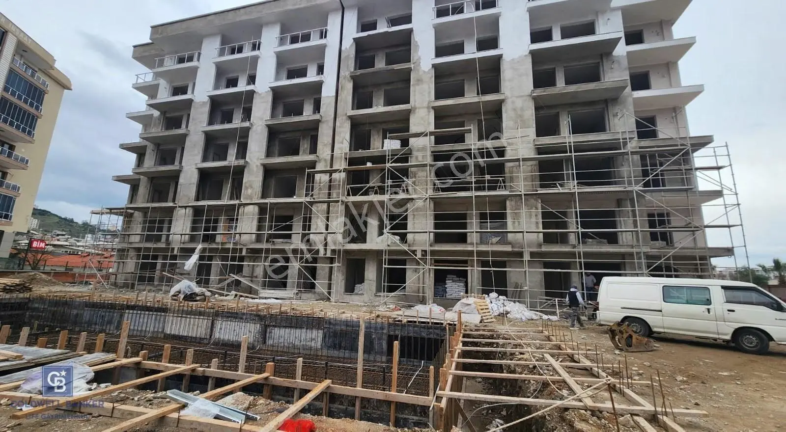 Çiğli'de Site İçinde Satılık 1+1 Daire - Görsel 18