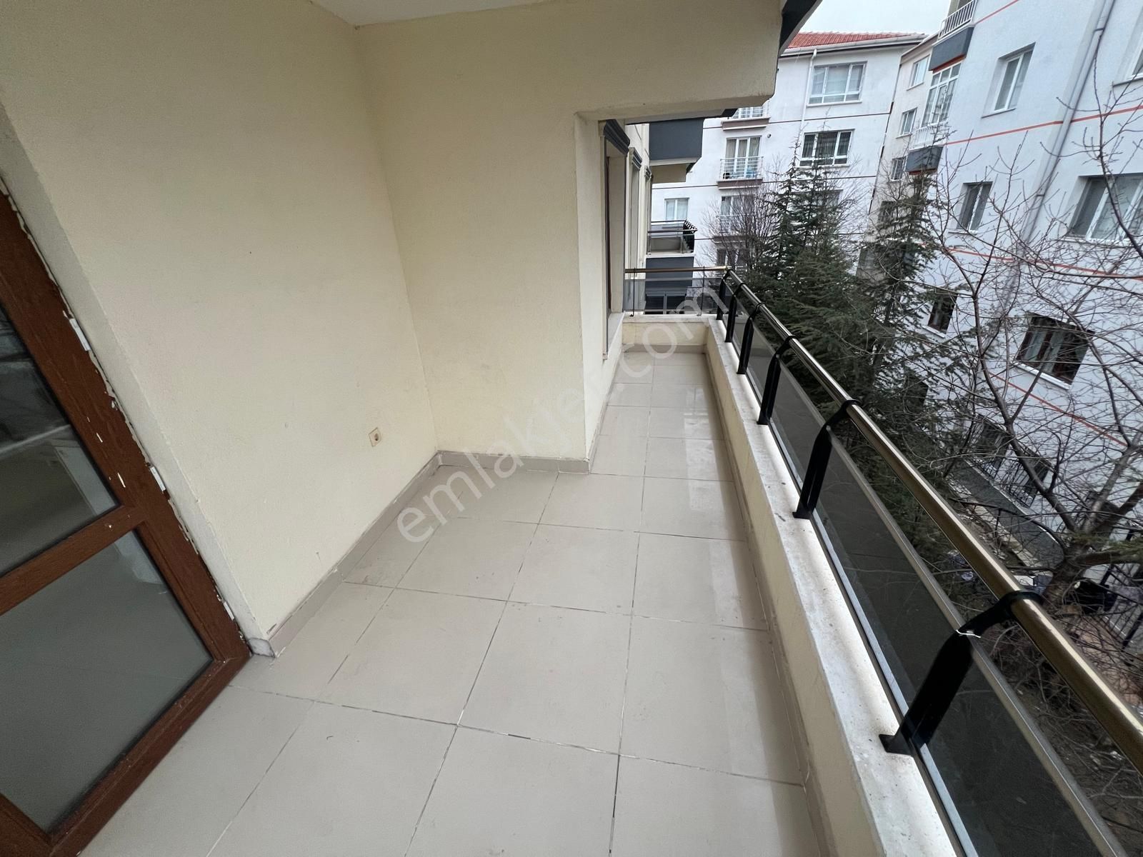 Baglum Merkez Yakını Katta Asansörlü 3+1 - Görsel 12