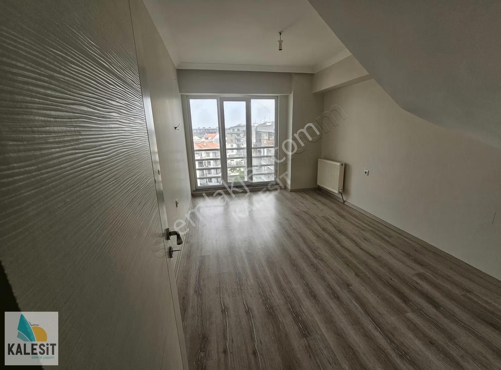 Deniz Manzaralı 3+2 Dubleks Daire - Çanlılar Sitesi - Görsel 15