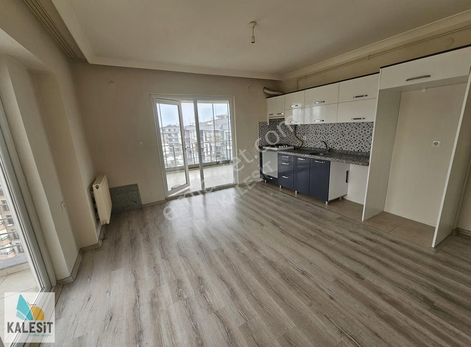 Deniz Manzaralı 3+2 Dubleks Daire - Çanlılar Sitesi - Görsel 4