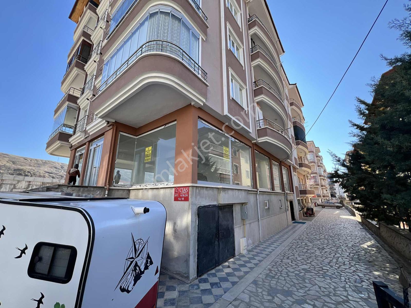 Ekin Group'tan B.pazarında Satılık 249 M2 Ticari Dükkan