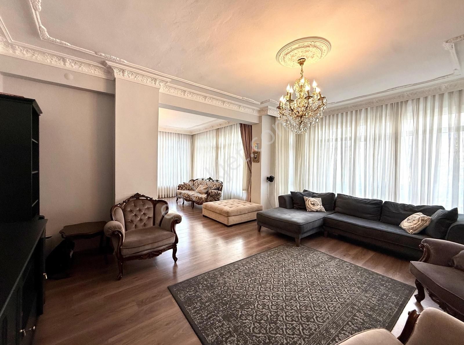 Şehrin Merkezinde Cumhuriyet Meydanına Yakın 4+1 Satılık Daıre - Görsel 21