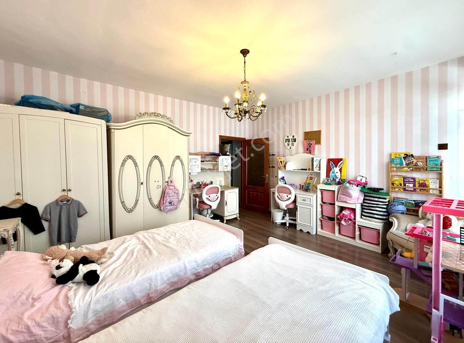 Şehrin Merkezinde Cumhuriyet Meydanına Yakın 4+1 Satılık Daıre - Görsel 28