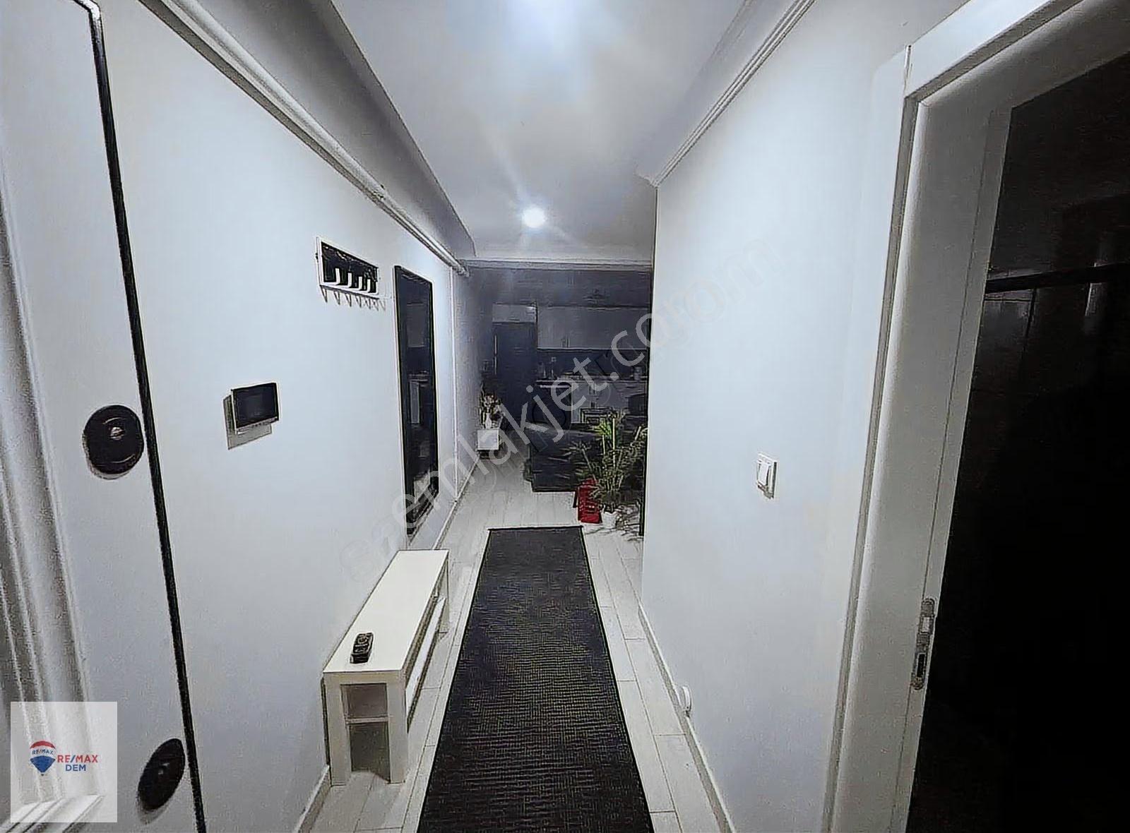 Remax Dem'den Cumhuriyet Mahallesinde 2+0 Satılık Daire - Görsel 5