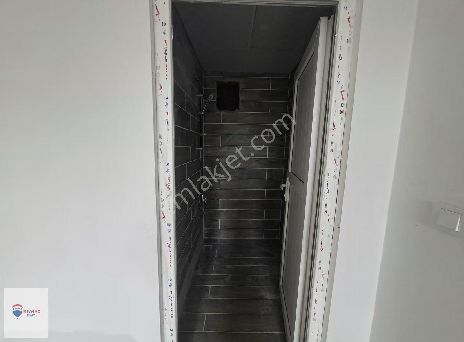 Remax Dem'den Halitpaşa Mahalesi Satılık 3+1 Fırsat Daire - Görsel 16