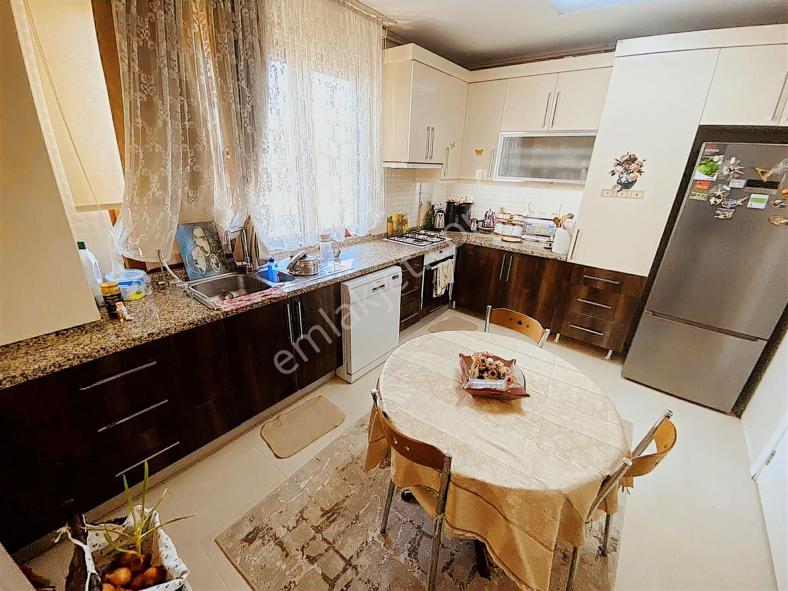 Ali Topal Grmk 3+1 140m2 1.kat Yeni Bina Bakırköy Kiralık - Görsel 23
