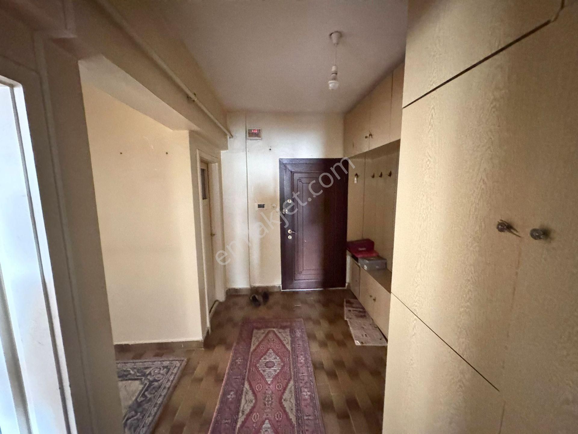 Şafak'tan Kuyuyazısında 3+1 Ön Cephe Çok Geniş Katta Çift Balkon - Görsel 13