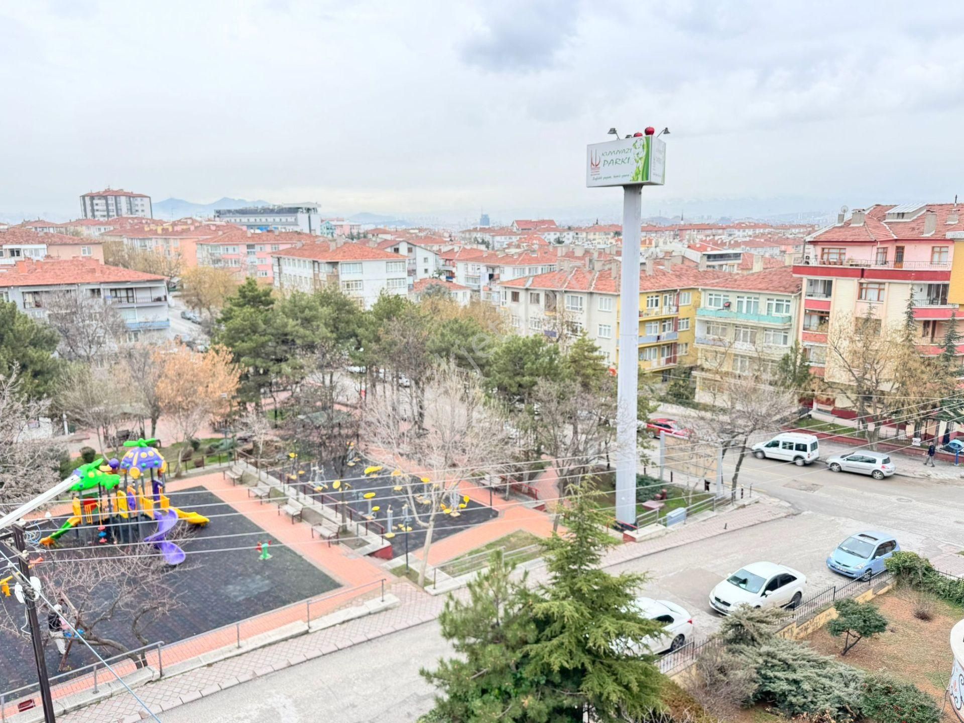 Şafak'tan Kuyuyazısında 3+1 Ön Cephe Çok Geniş Katta Çift Balkon - Görsel 20