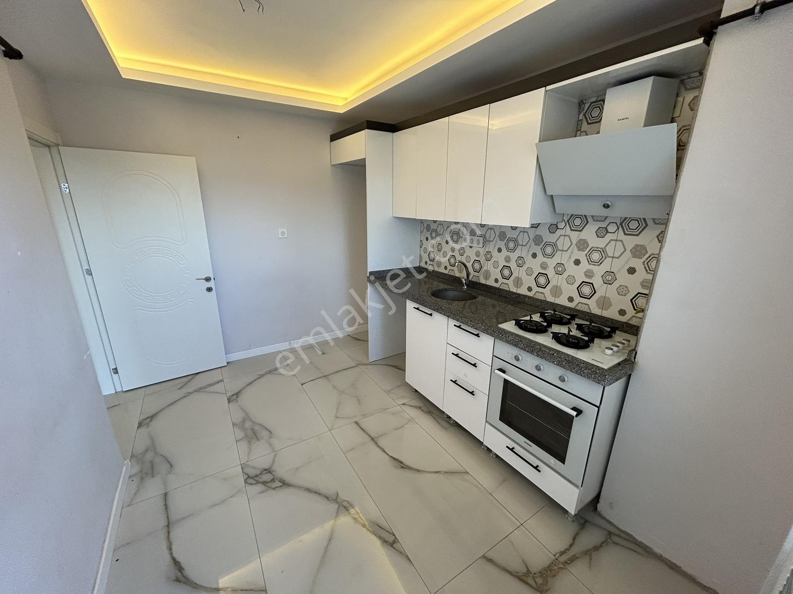 Mudanya Halitpaşa'da Deniz Manzaralı 2+1 3 Katlı Bina - Görsel 24