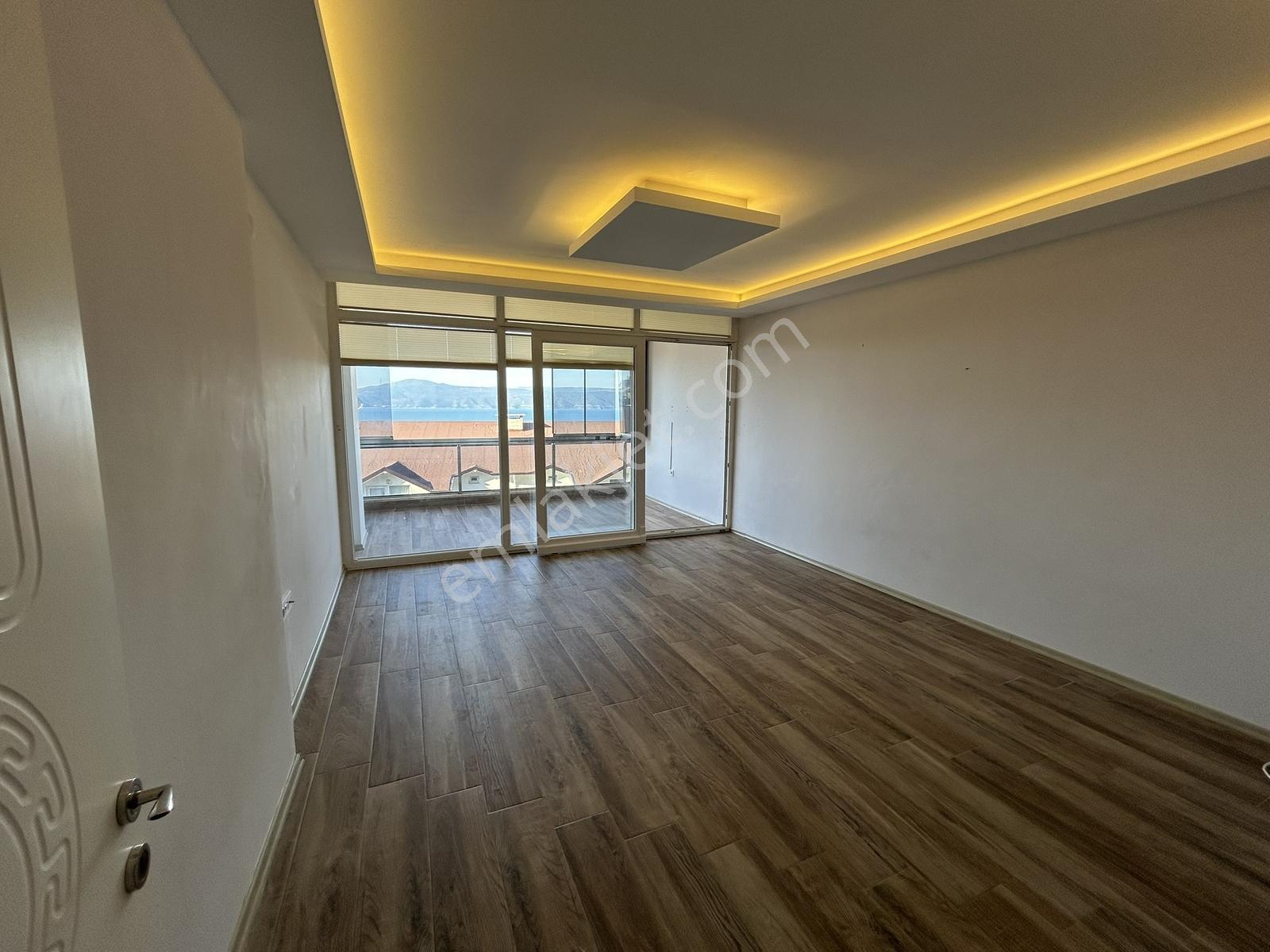 Mudanya Halitpaşa'da Deniz Manzaralı 2+1 3 Katlı Bina - Görsel 6