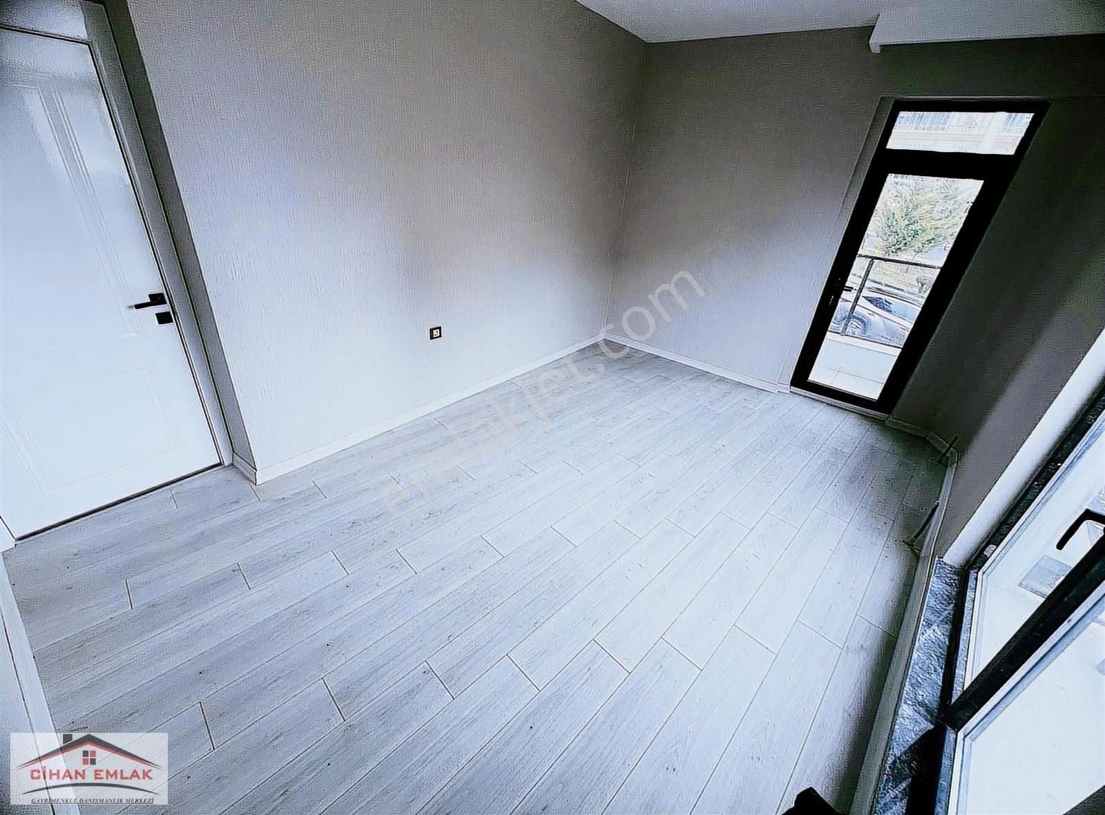 Sancaktepede Park Manzaralı Kırıkkaleliler Cadde Üzeri 3+1 Daire - Görsel 6