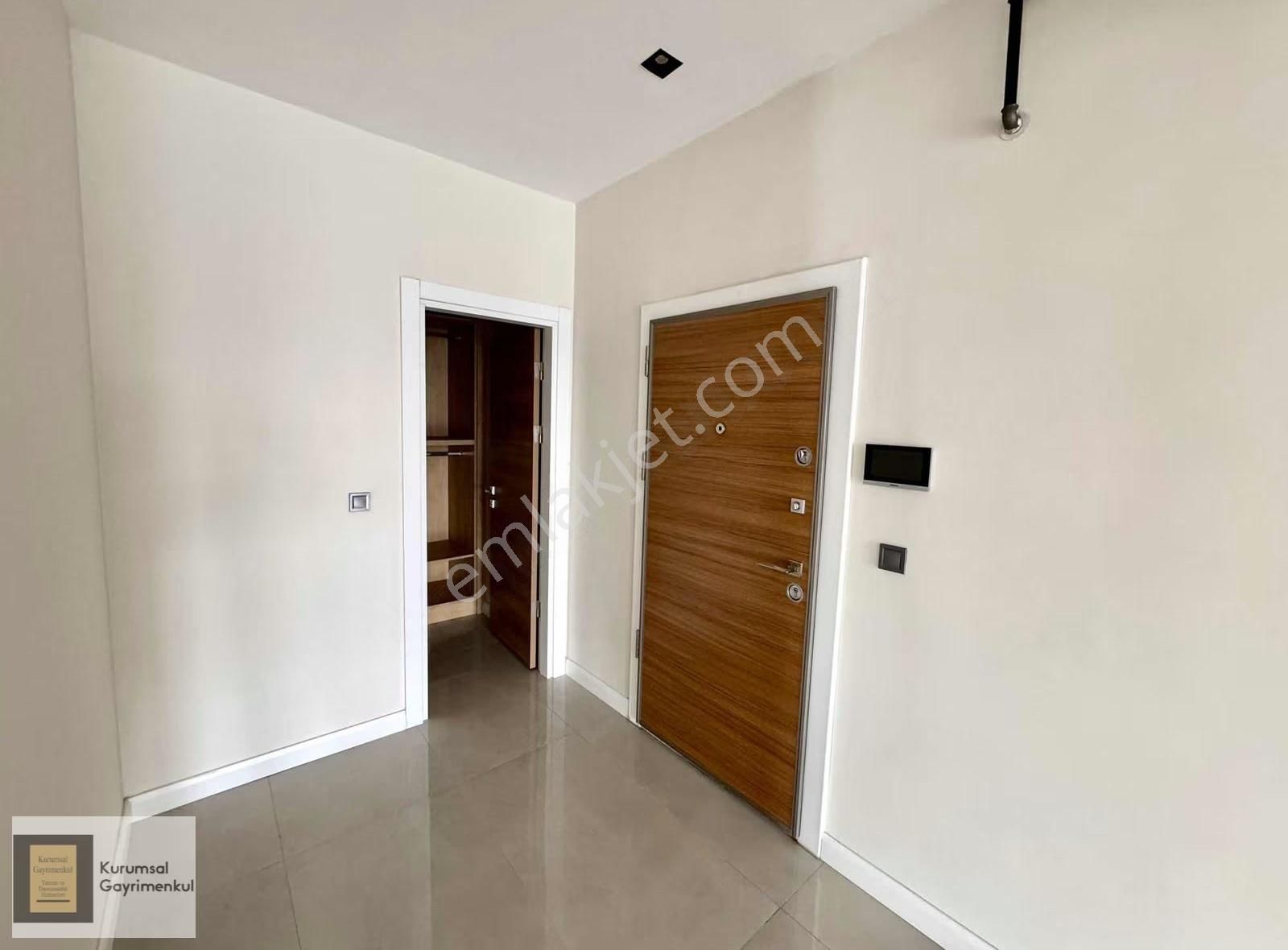 Küçük Sanayi Metro İstasyonu Dibinde 3+1 Köşe Tip Kiralık Daire - Görsel 22
