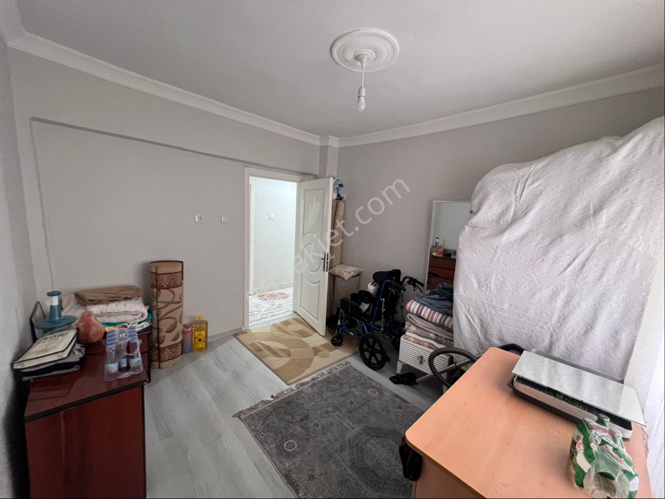 Sincan Plevne Mah.yeşilovaya Sınır 3+1 Y.giriş Fırsat Daire - Görsel 14