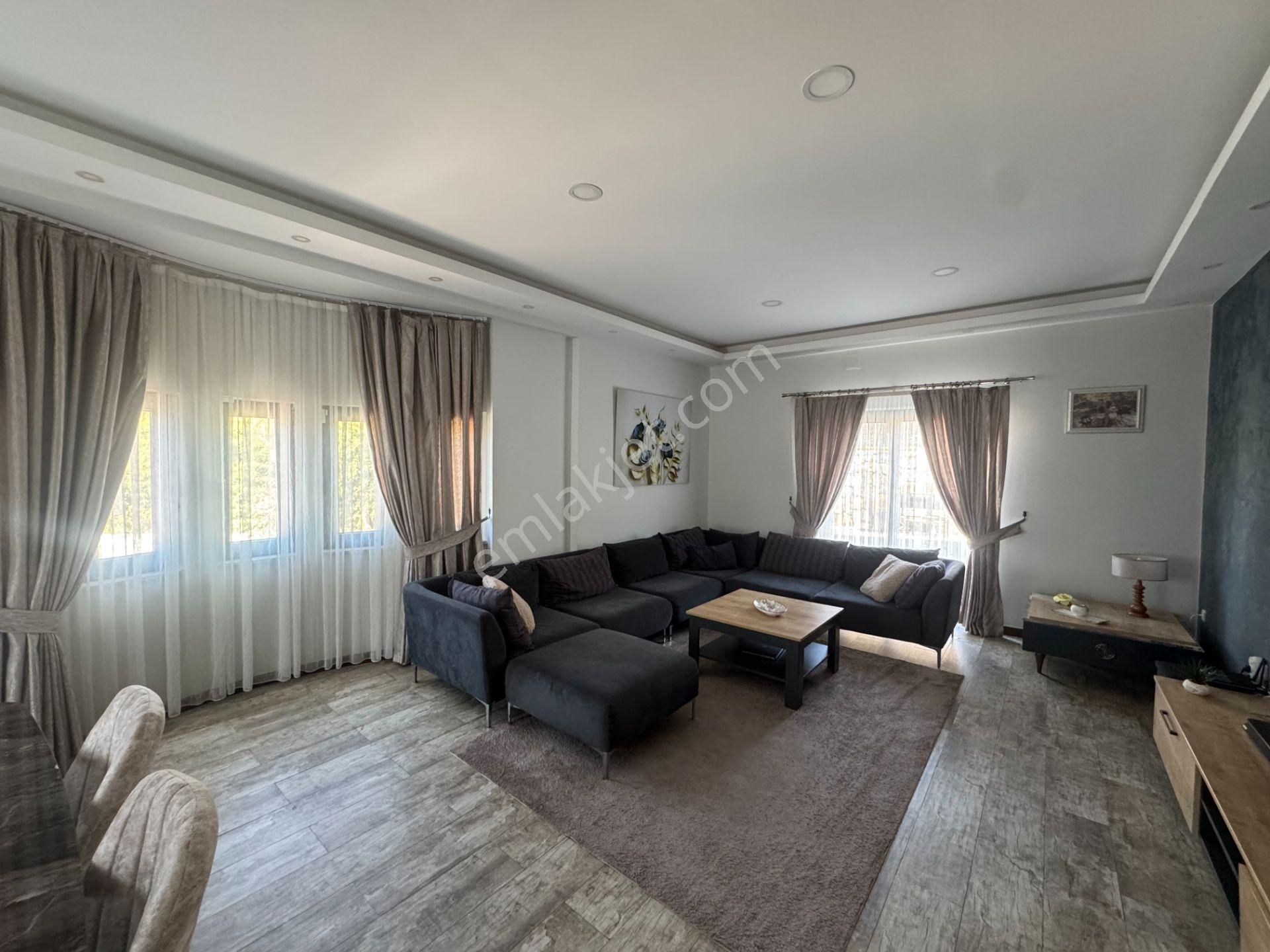 Ölüdeniz'de 753 M2 Arsaya Sahip 5+1 Triplex Villa - Görsel 14