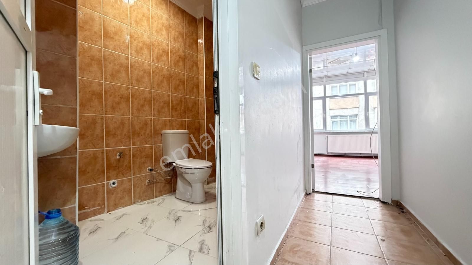İlka'dan Talatpaşa 2+1 Kiralık Daire Cadde Üzeri Metrobüse 7dk - Görsel 2