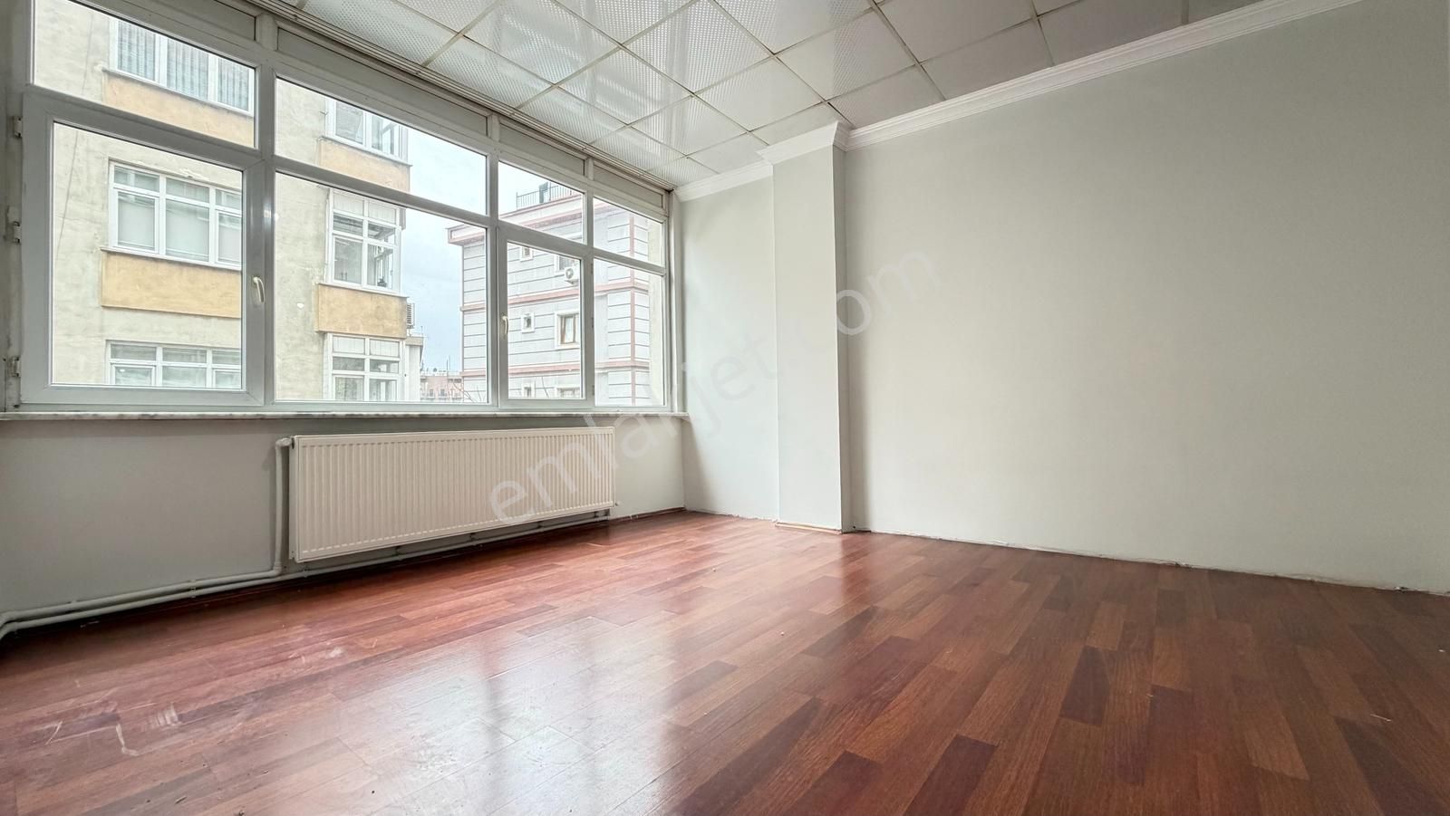 İlka'dan Talatpaşa 2+1 Kiralık Daire Cadde Üzeri Metrobüse 7dk - Görsel 3