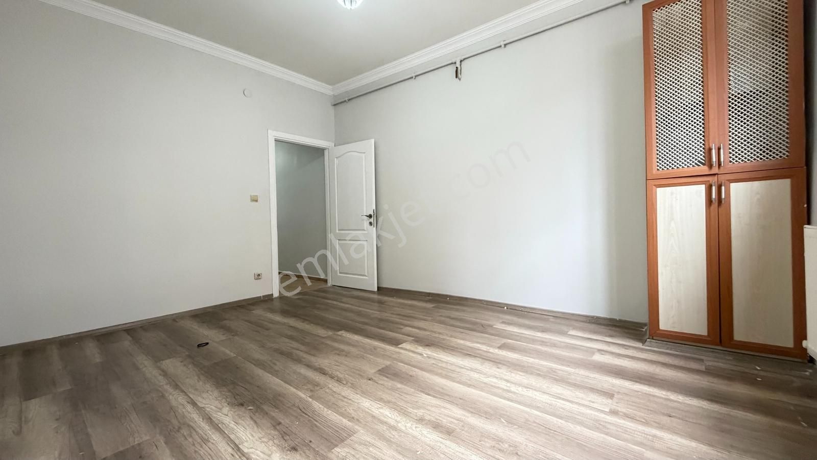 İlka'dan Talatpaşa 2+1 Kiralık Daire Cadde Üzeri Metrobüse 7dk - Görsel 20