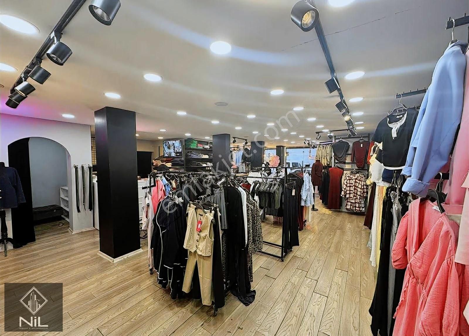 Yüzyıl Caddeye 2. Bina Kiralık Dükkan - Görsel 14