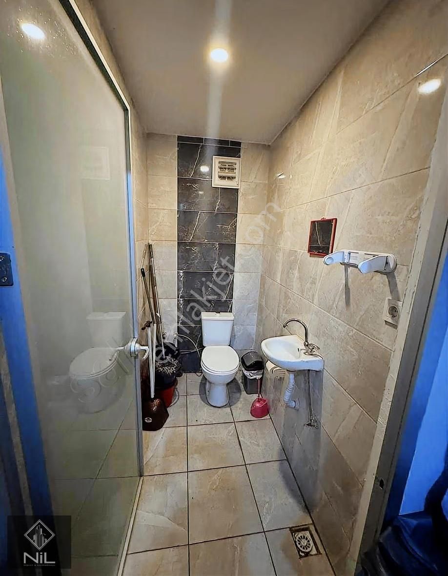 Yüzyıl Caddeye 2. Bina Kiralık Dükkan - Görsel 21