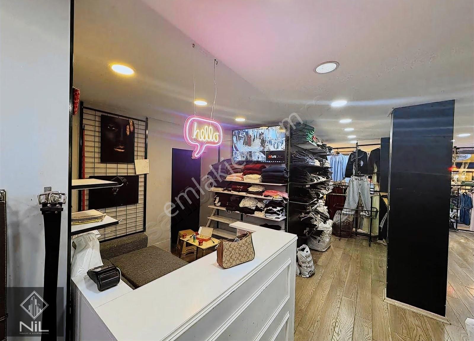 Yüzyıl Caddeye 2. Bina Kiralık Dükkan - Görsel 3