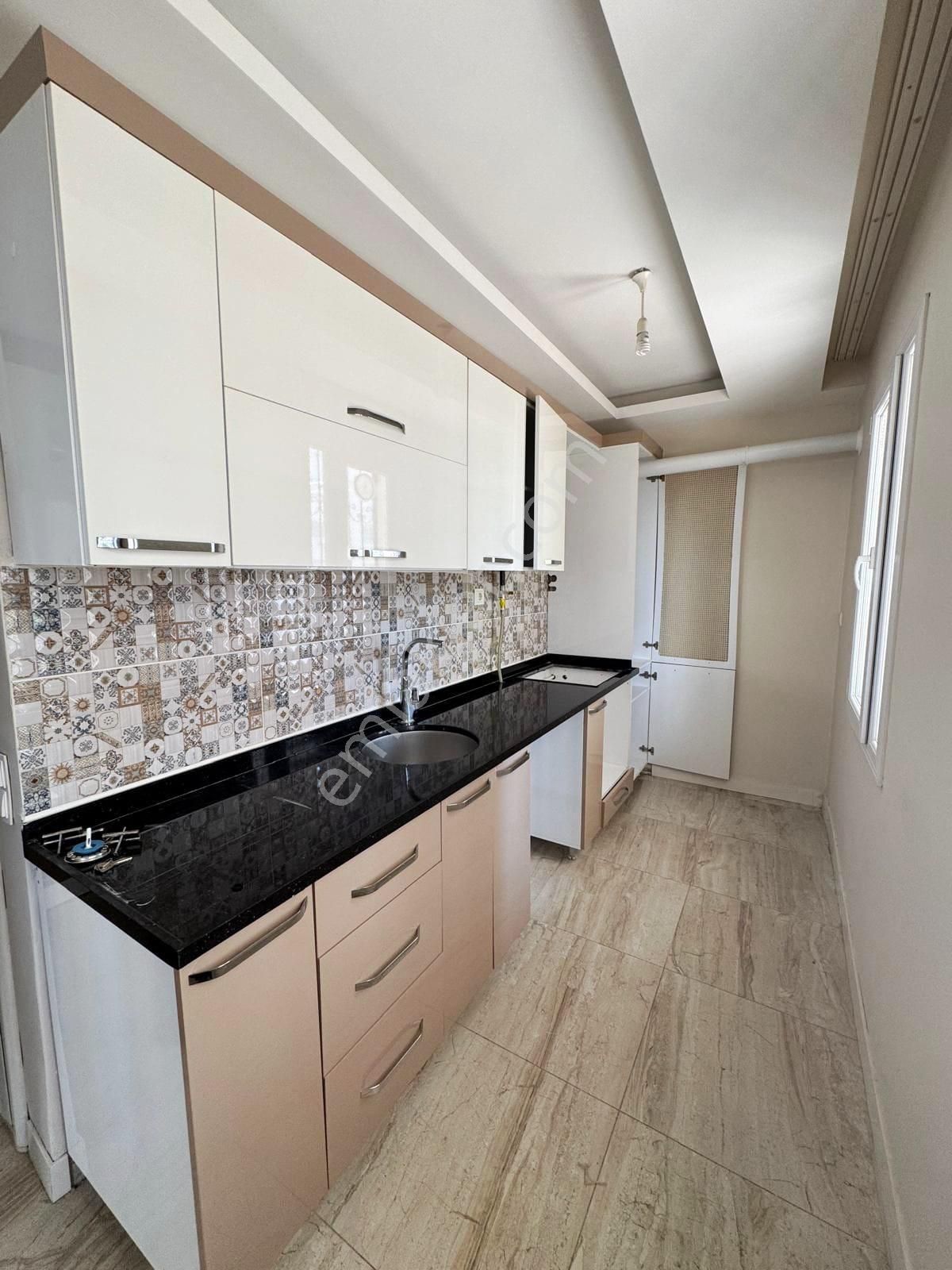 100.yıl Mah. Diş Hastahnesi Civarı 2+1 Açık Mutfak+ Doğalgazlı+.ift Banyolu+şebekeli Kiralık Daire - Görsel 2
