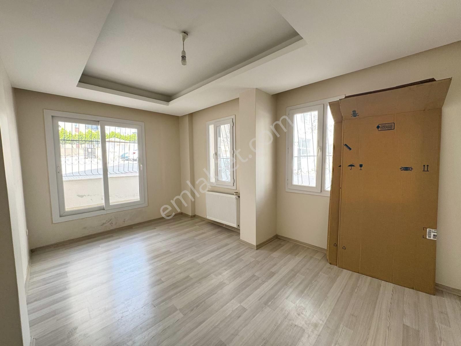 100.yıl Mah. Diş Hastahnesi Civarı 2+1 Açık Mutfak+ Doğalgazlı+.ift Banyolu+şebekeli Kiralık Daire - Görsel 4