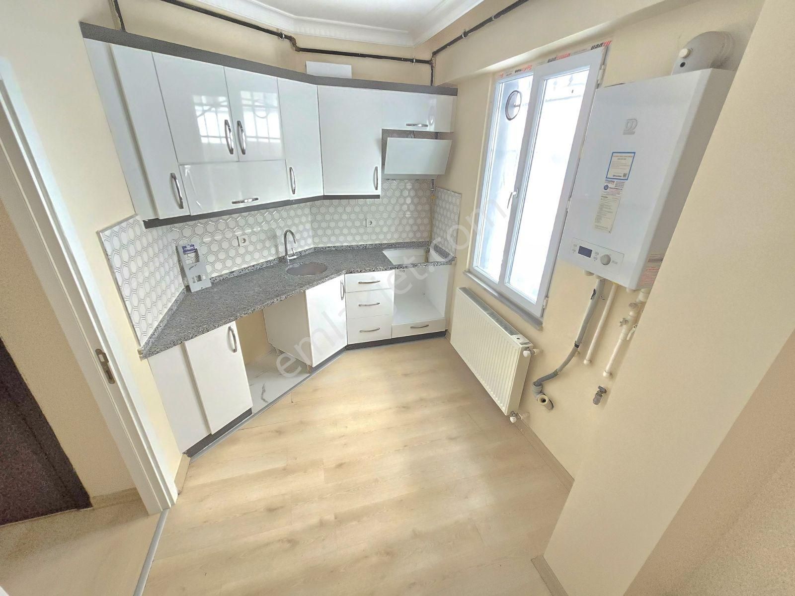 Pusula İnş.tan Ugurmumcu Mah Cadeye Yakın 85m2 Yuksek Giriş Kat - Görsel 2