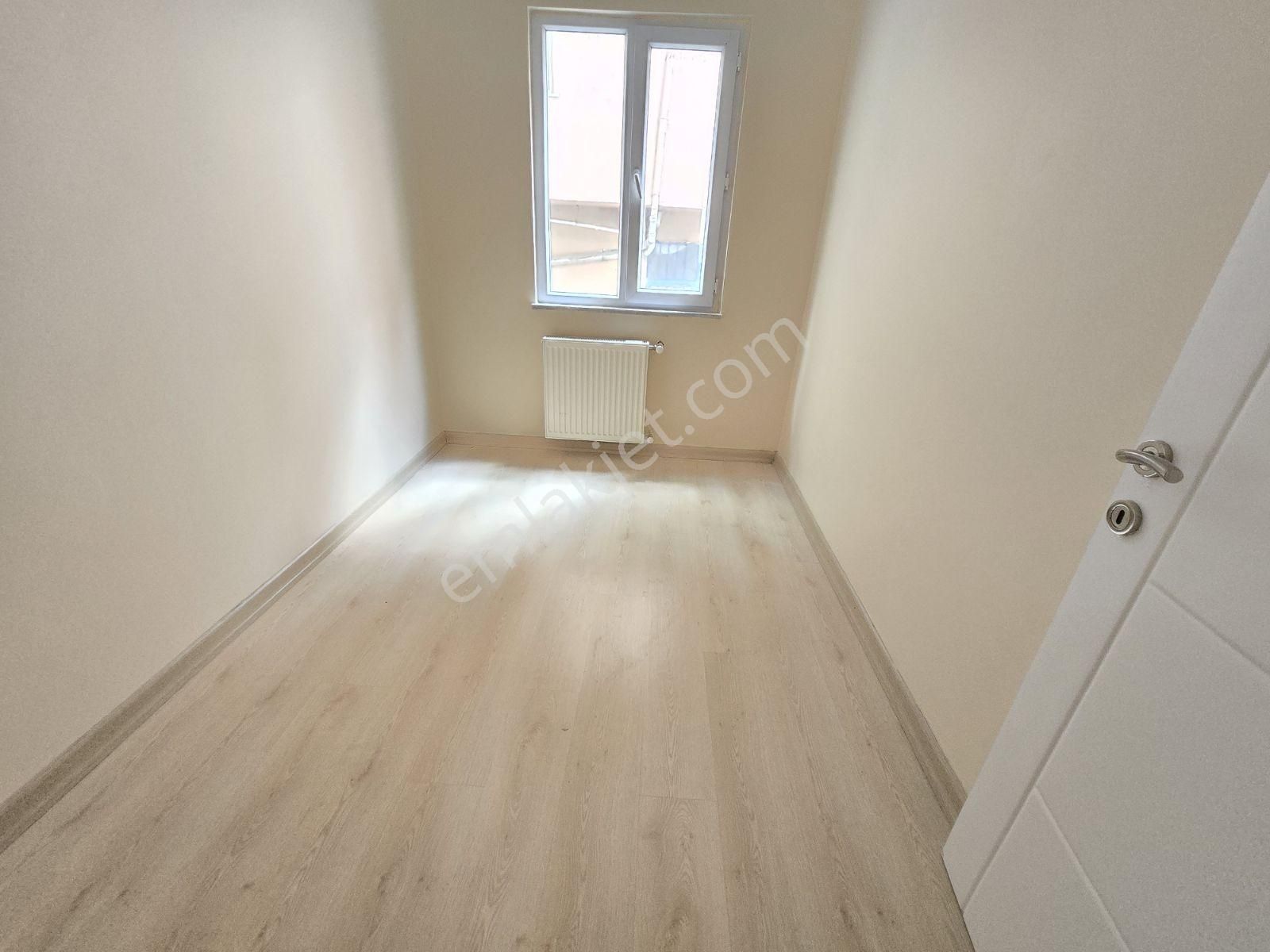 Pusula İnş.tan Ugurmumcu Mah Cadeye Yakın 85m2 Yuksek Giriş Kat - Görsel 28