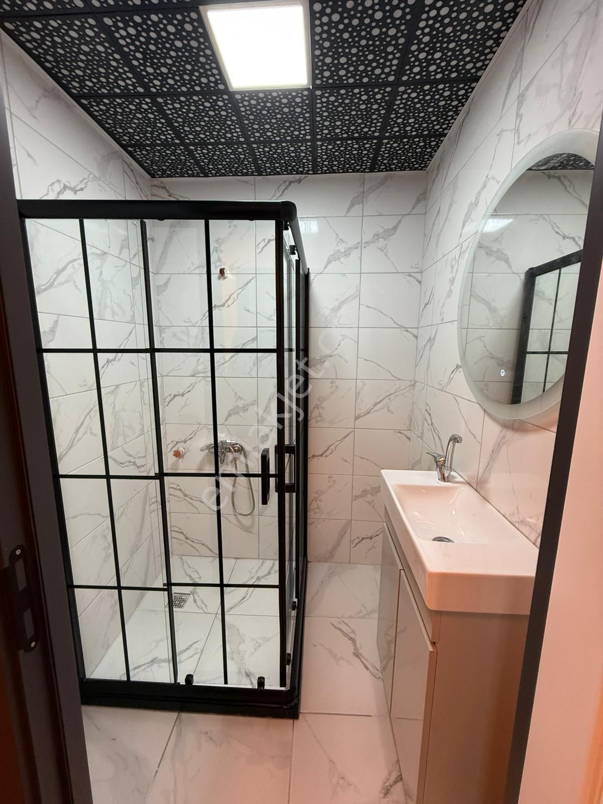 Mutlu Cadde Üzeri Katta Full Yapılı-asansörlü 3+1 Daire - Görsel 24