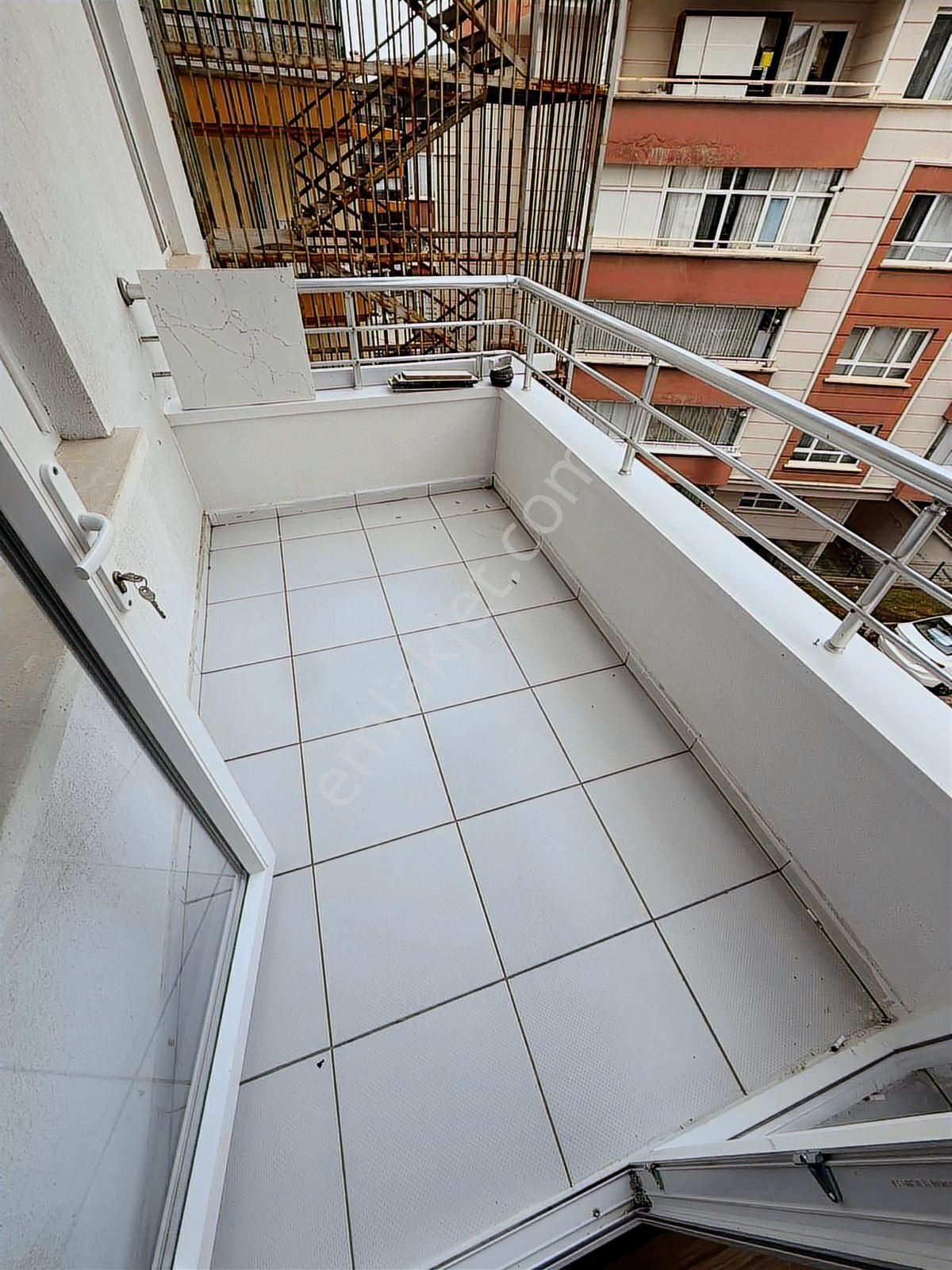 Mutlu Cadde Üzeri Katta Full Yapılı-asansörlü 3+1 Daire - Görsel 29