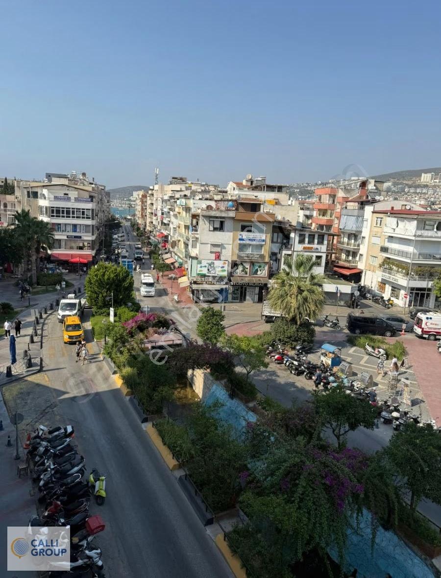 Kuşadası Merkez İhsan Sürücü İş Hanında 3.kat Asansörlü Ofis - Görsel 4