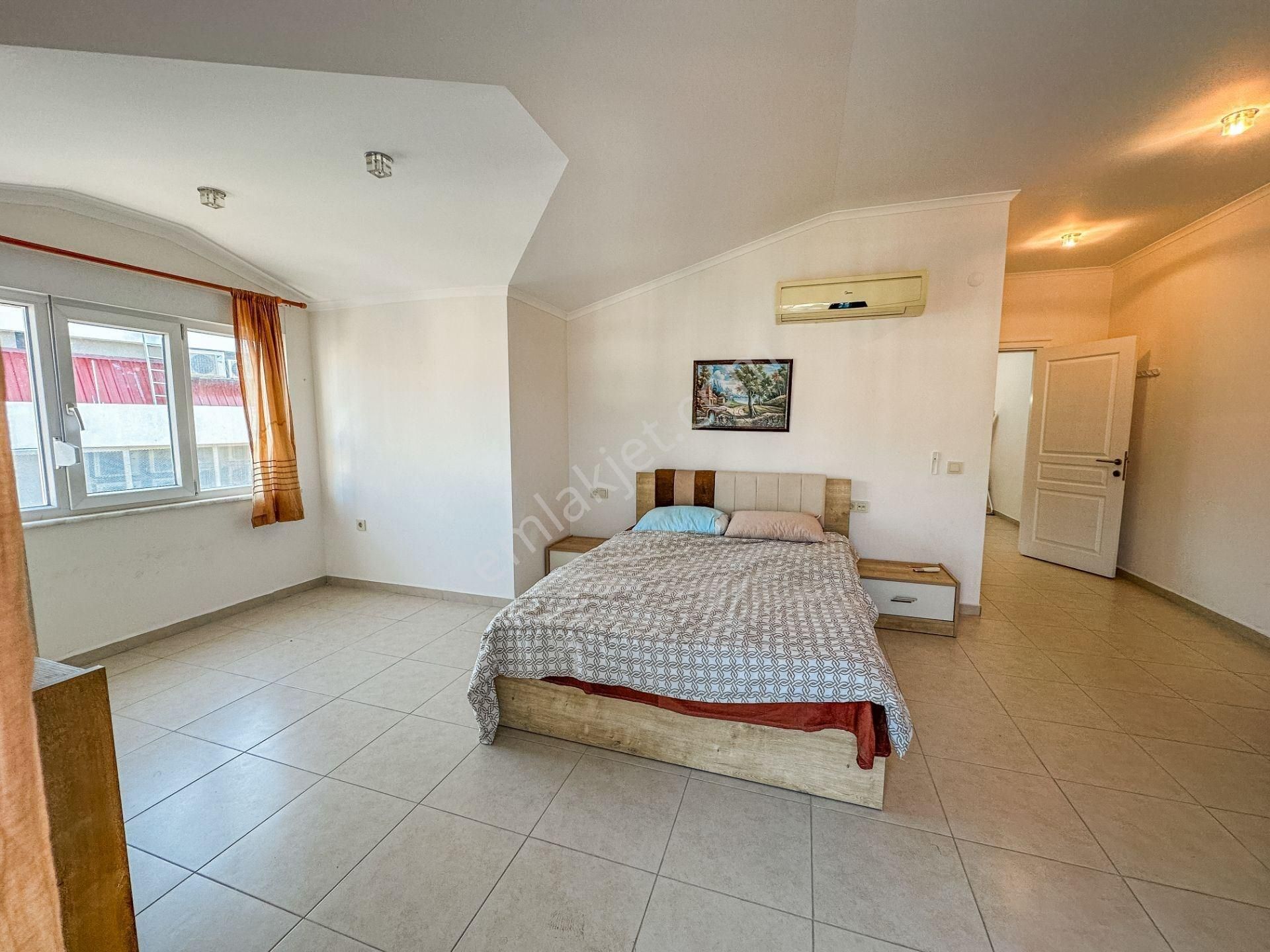 Alanya Kestel’de Denize Sıfır | Eşyalı 3+1 Dubleks Satılık Daire - Görsel 9