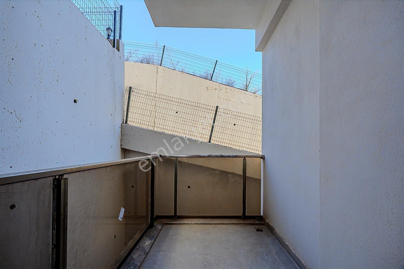 Kurşunlu'da Havuz Manzaralı 3+1 Satılık Sıfır Daire - Görsel 27