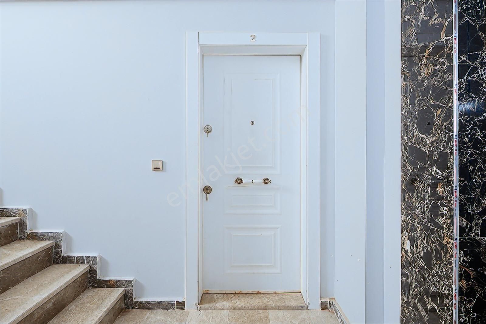 Kurşunlu'da Havuz Manzaralı 3+1 Satılık Sıfır Daire - Görsel 7
