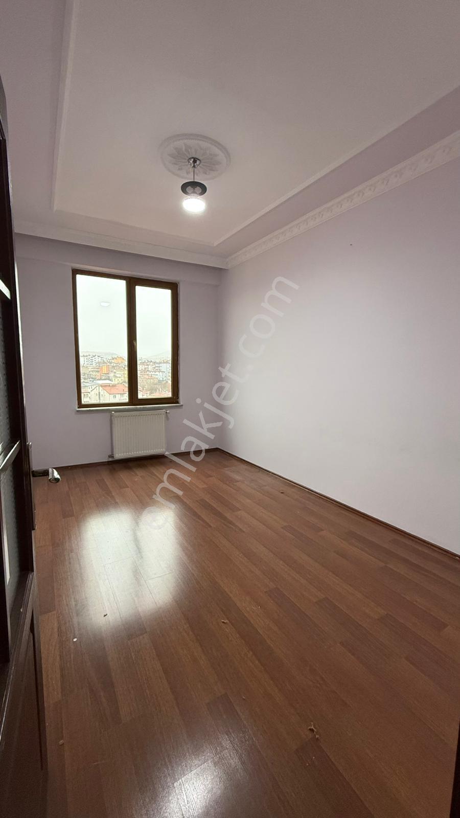 Öz Gaye Emlaktan Develi Çarşı Merkezde Satılık Daire - Görsel 12