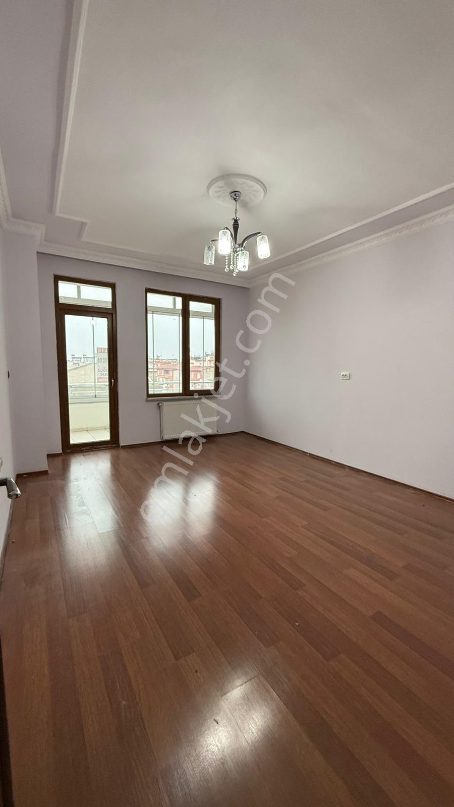 Öz Gaye Emlaktan Develi Çarşı Merkezde Satılık Daire - Görsel 4