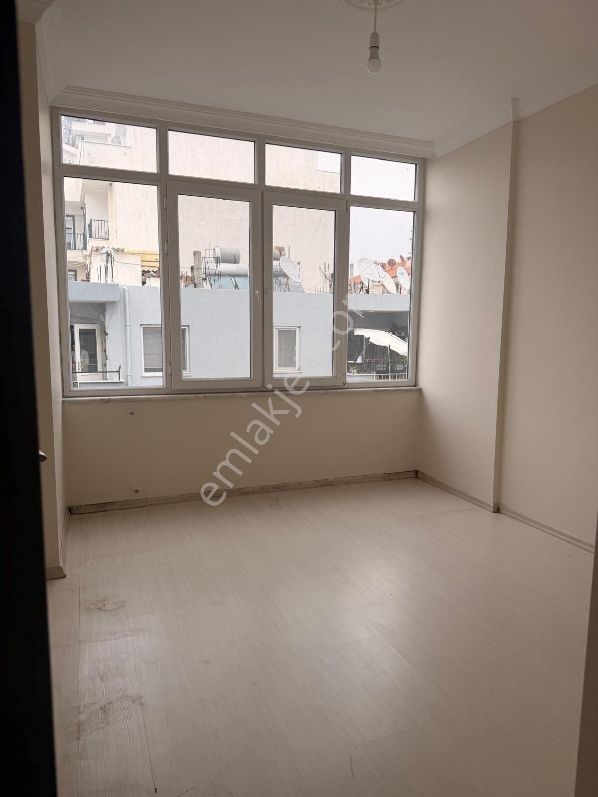 Cesur Emlak'tn Merkezi Konumda Kiralık 3+1 Geniş Ara Kat Daire - Görsel 17