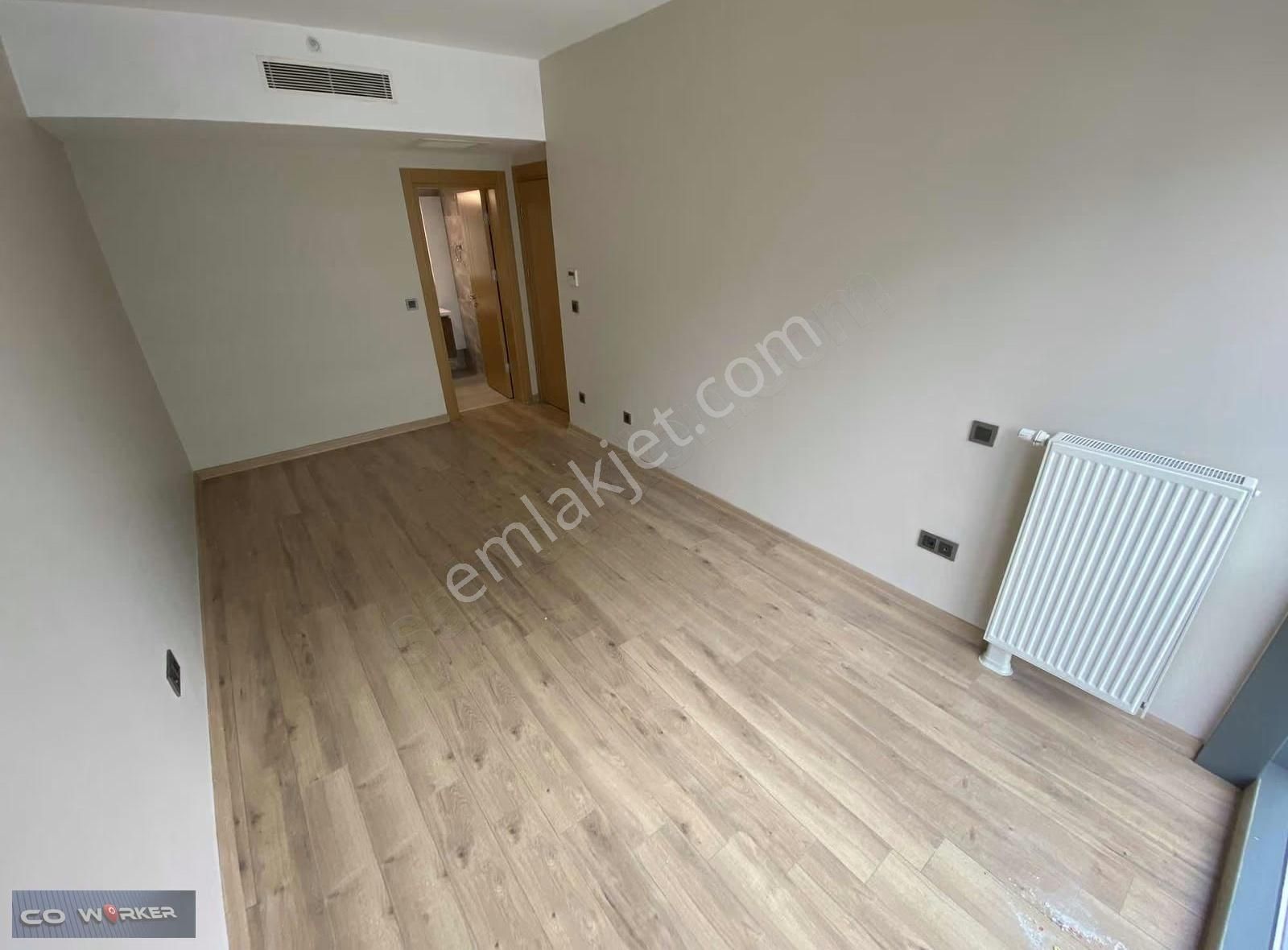 Havuzlu Sitede, Teraslı, Manzaralı, Boş 3+1 - Görsel 9