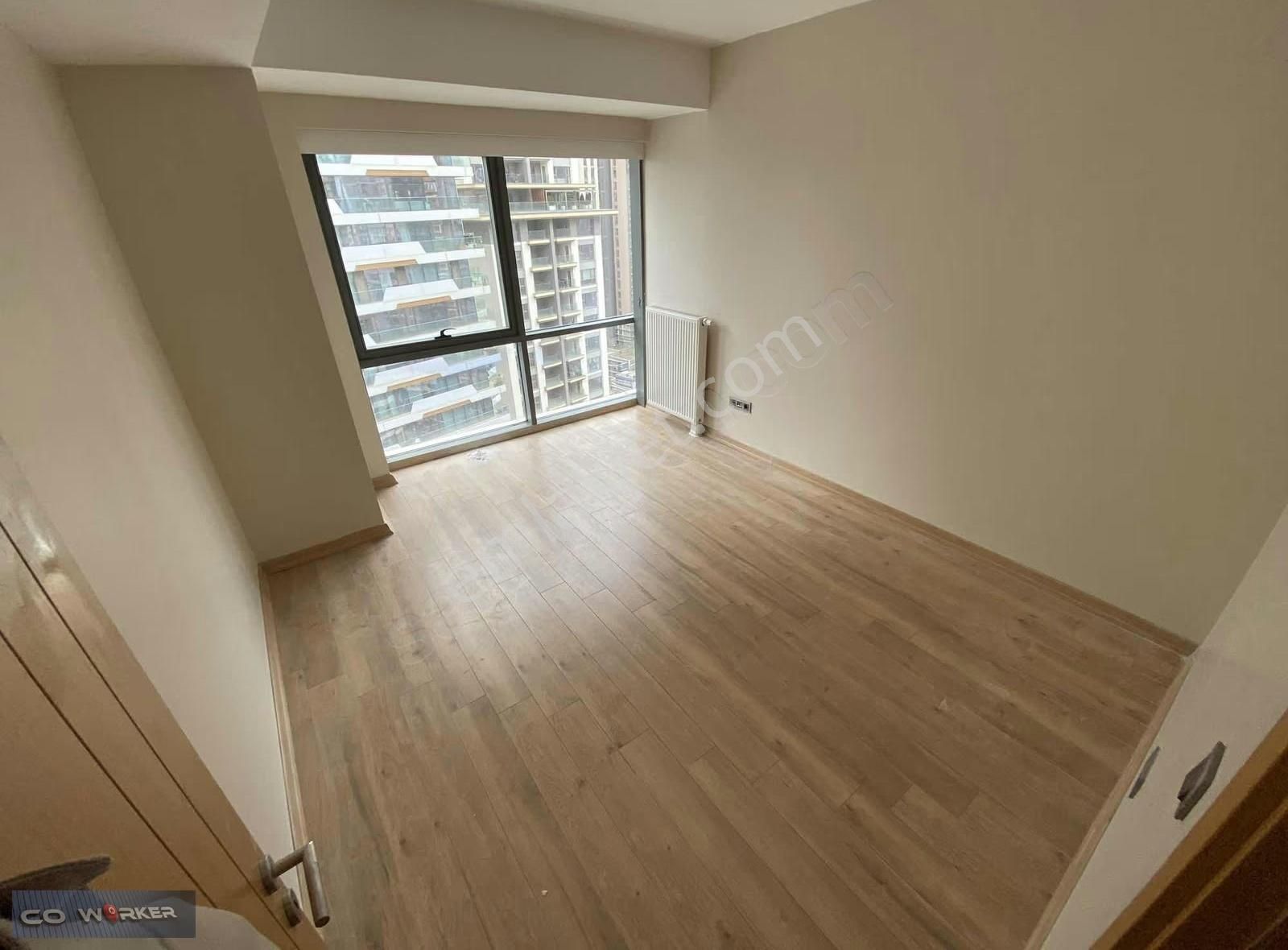 Havuzlu Sitede, Teraslı, Manzaralı, Boş 3+1 - Görsel 12