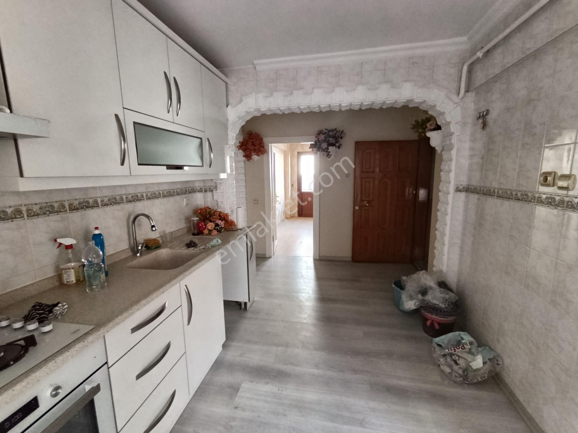 Gemlik Dr.ziya Kaya Kiralık Daire 2+1 Buski Arkası - Görsel 6