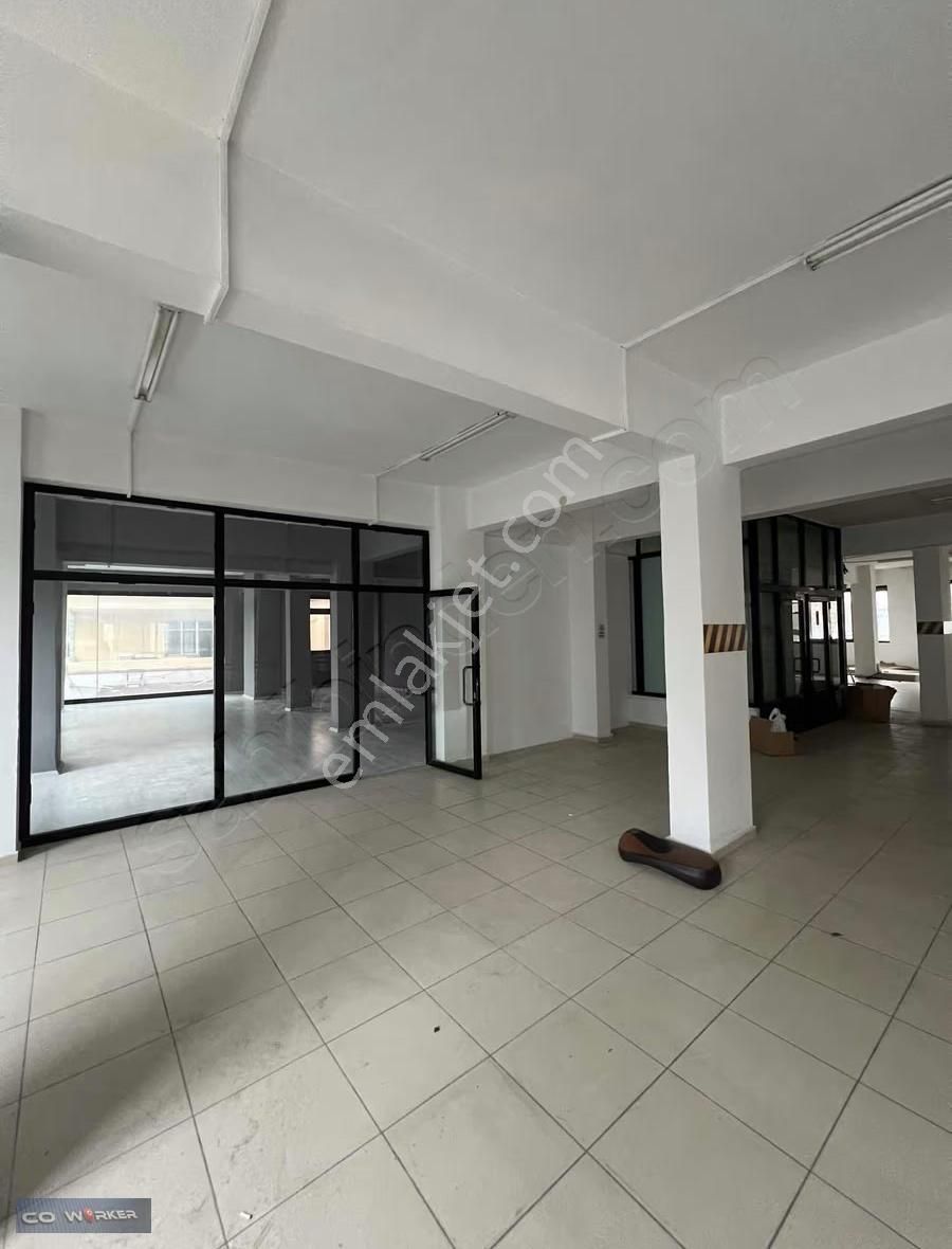 Ana Cadde Üzeri Tabela Değeri Yüksek Kiralık 730m2 Komple Kat - Görsel 2