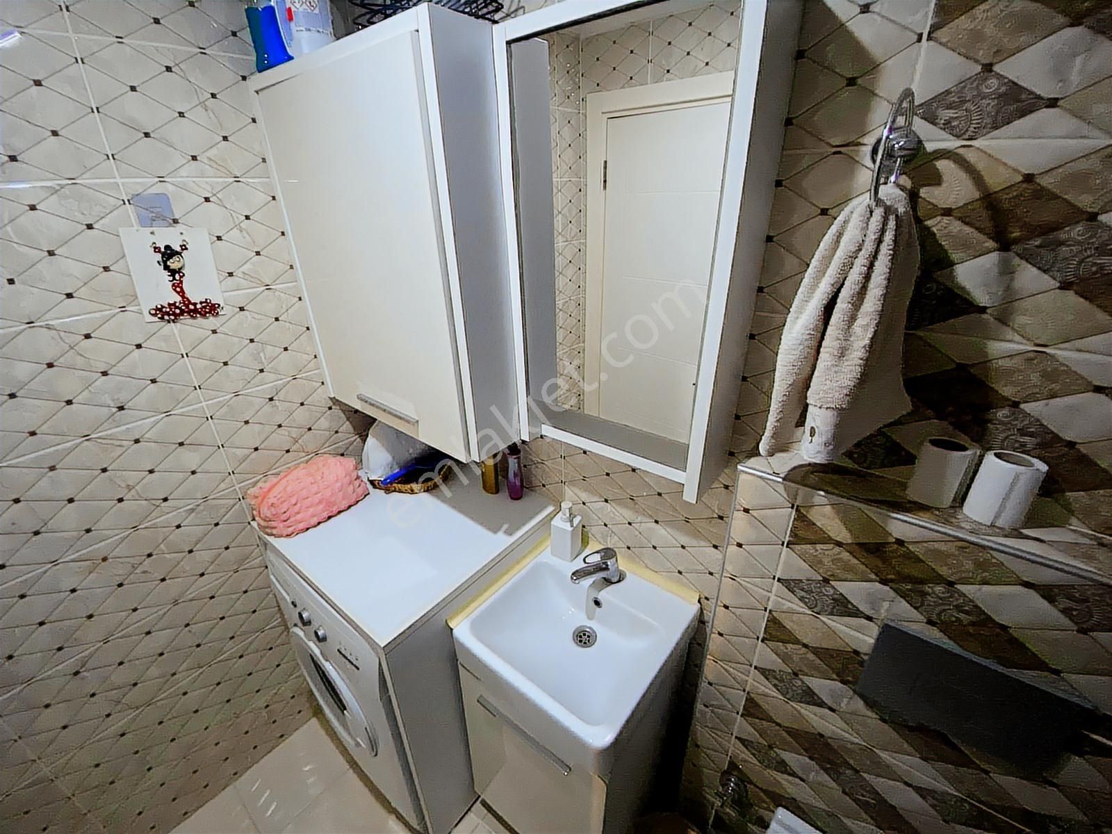 İbar Emlak'tan Küçükyalı Metroya 3dk Yeni Bina 2+1 Satılık Daire - Görsel 2