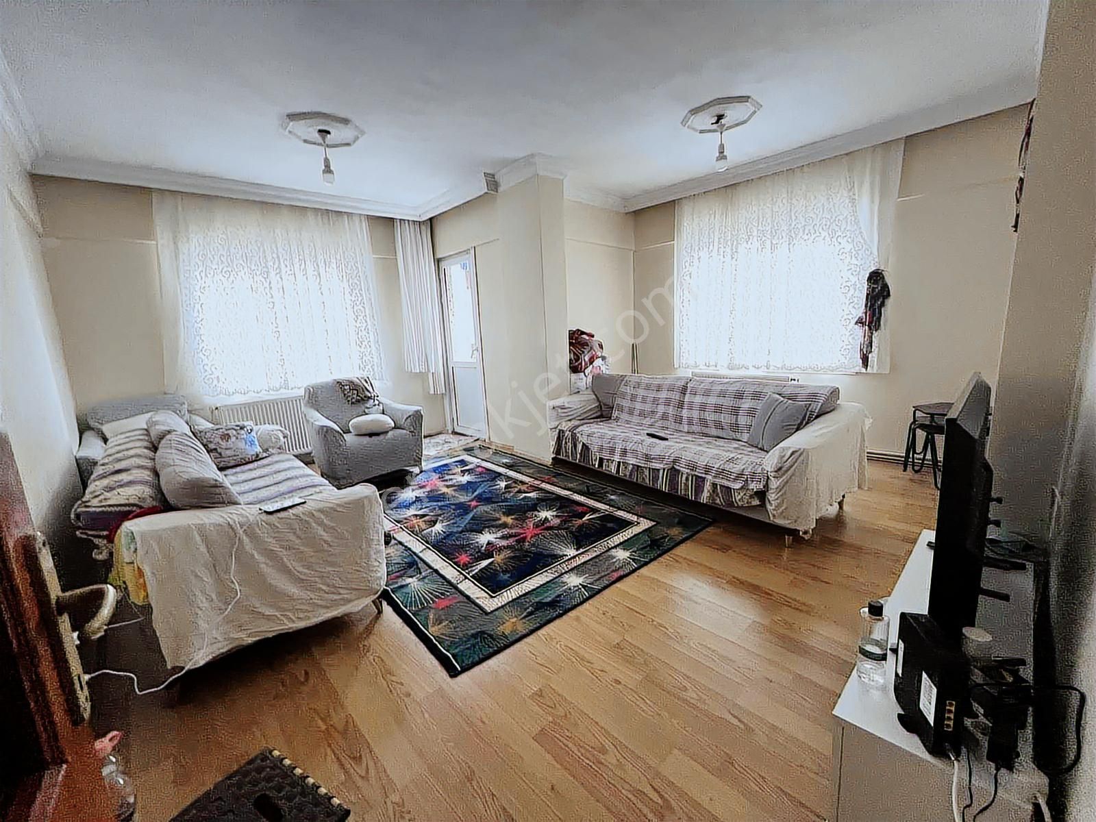 Maltepe Zümrütevlerde Öz İş Sitesi Site İçerisinde 3+1 120 M2 - Görsel 24