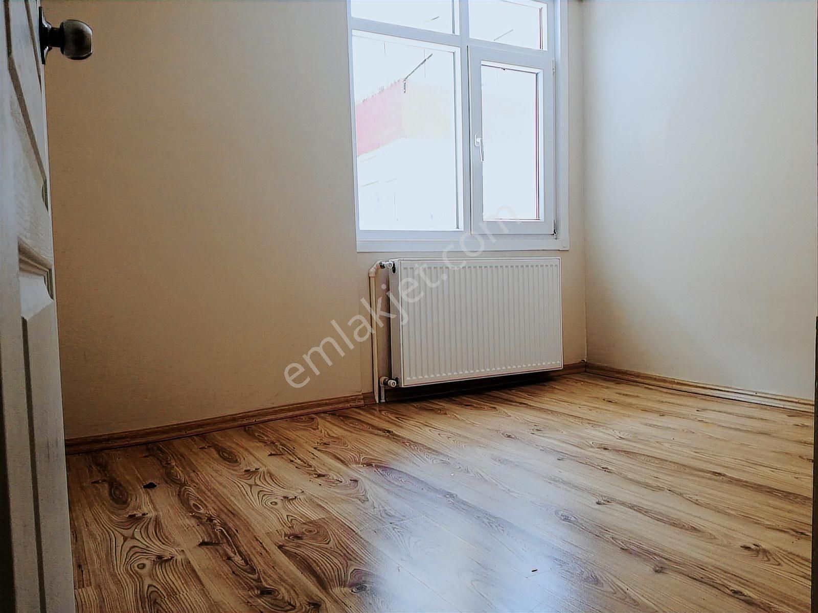 Maltepe Zümrütevlerde Öz İş Sitesi Site İçerisinde 3+1 120 M2 - Görsel 33