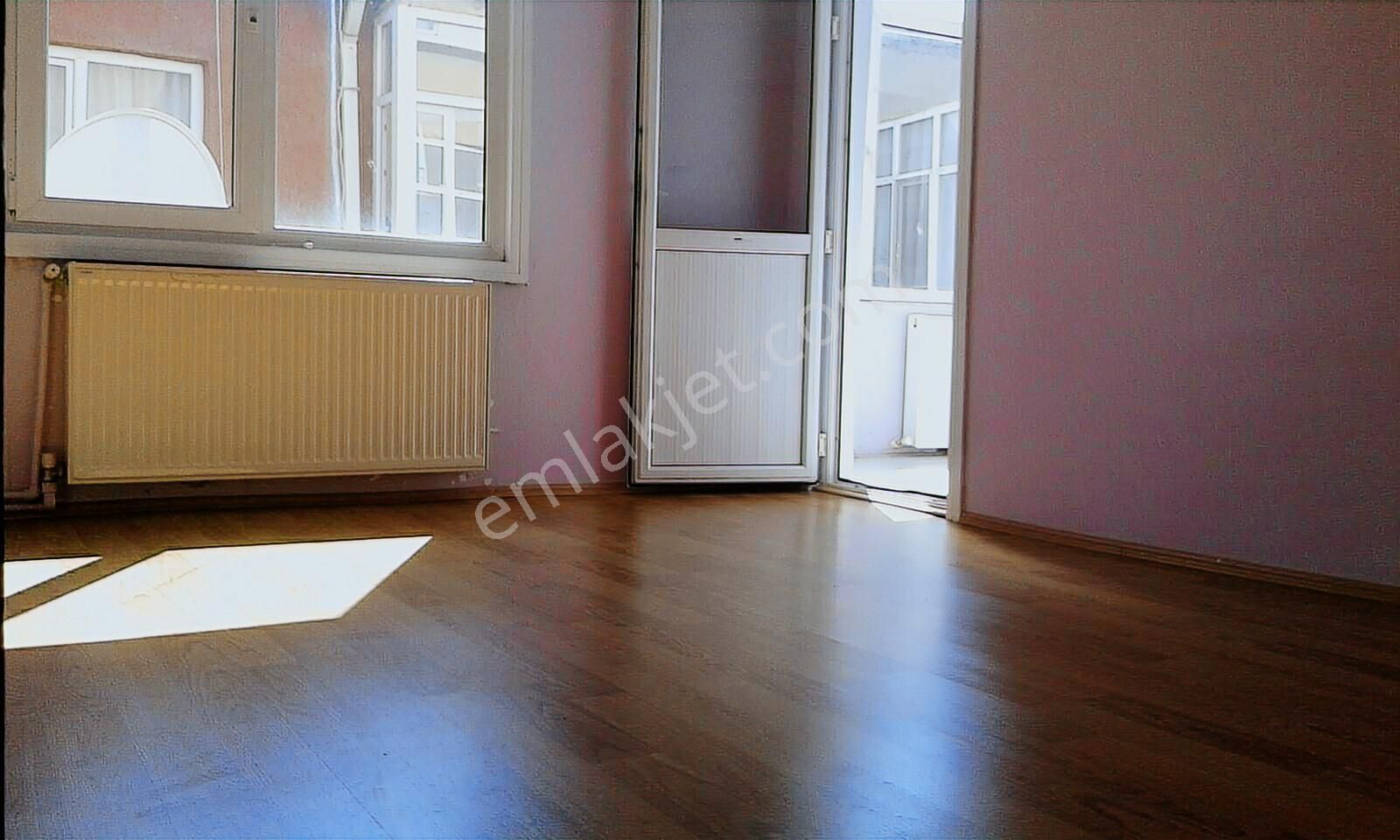 Maltepe Zümrütevlerde Öz İş Sitesi Site İçerisinde 3+1 120 M2 - Görsel 4