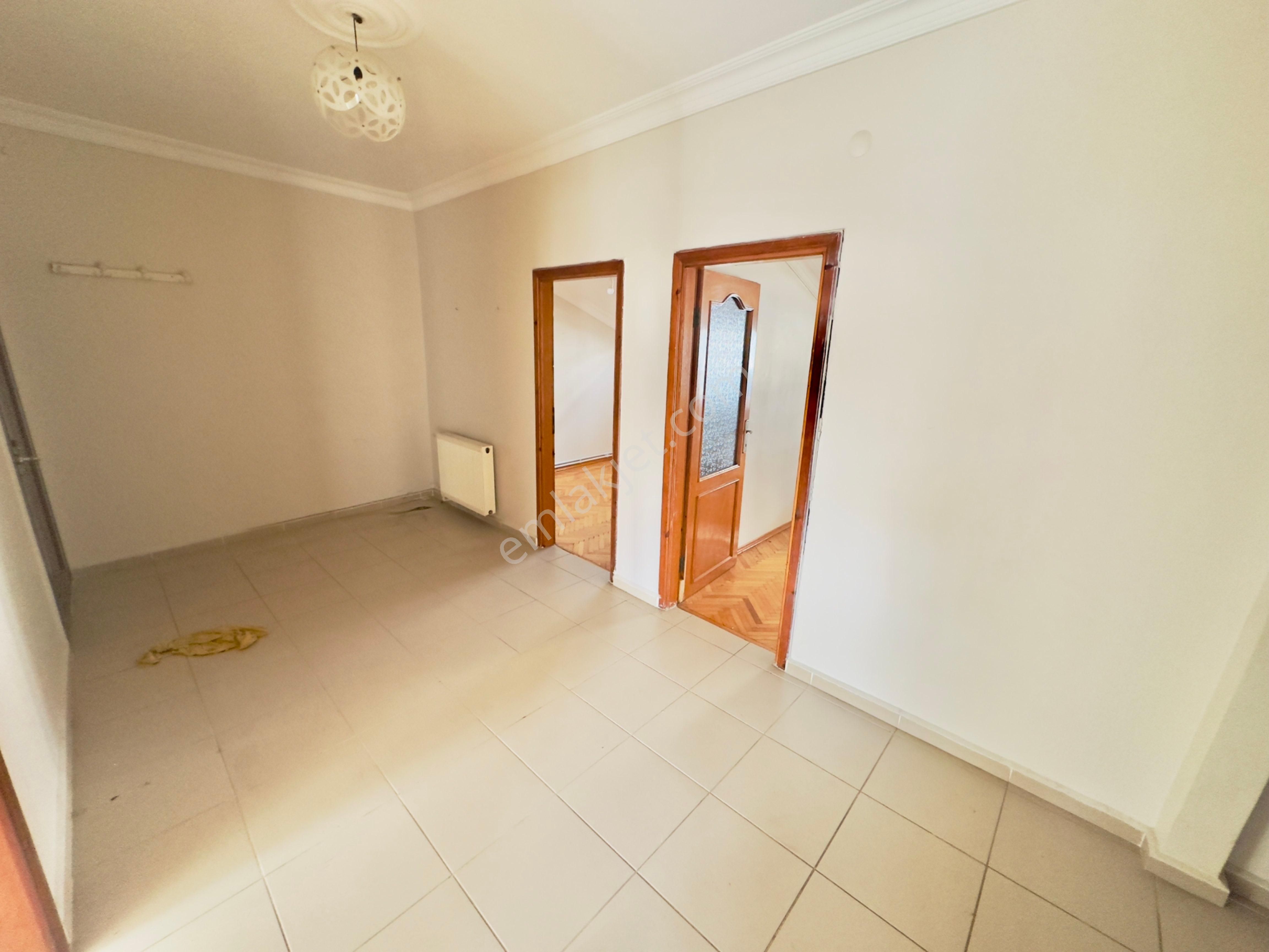 Atatürk Mah. Parmaksız Caddesinde 3+1 Net 120 M2 Kiralık Daıre - Görsel 16