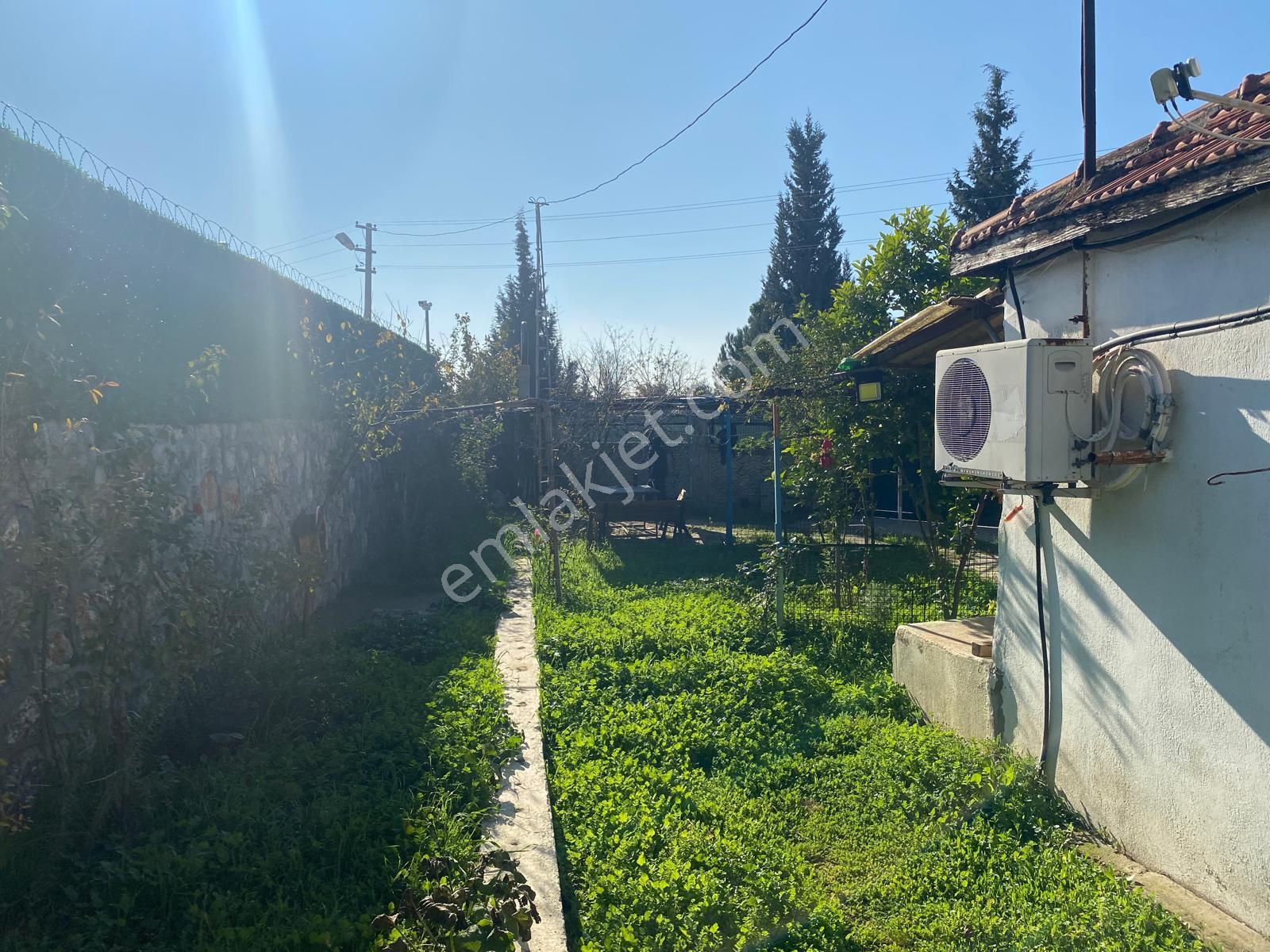 Menderes Oğlananası'nda İçerisinde 2+1 Evi Olan 809 M2 Bahçe - Görsel 13