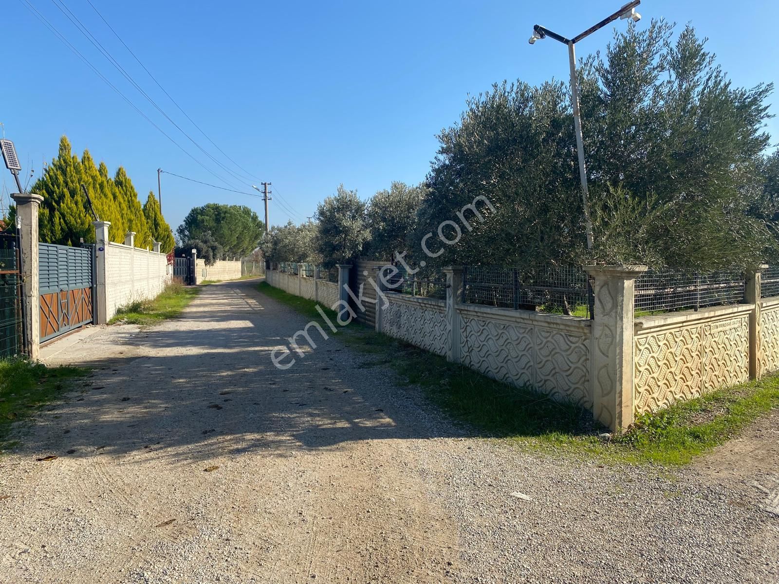 Menderes Oğlananası'nda İçerisinde 2+1 Evi Olan 809 M2 Bahçe - Görsel 21