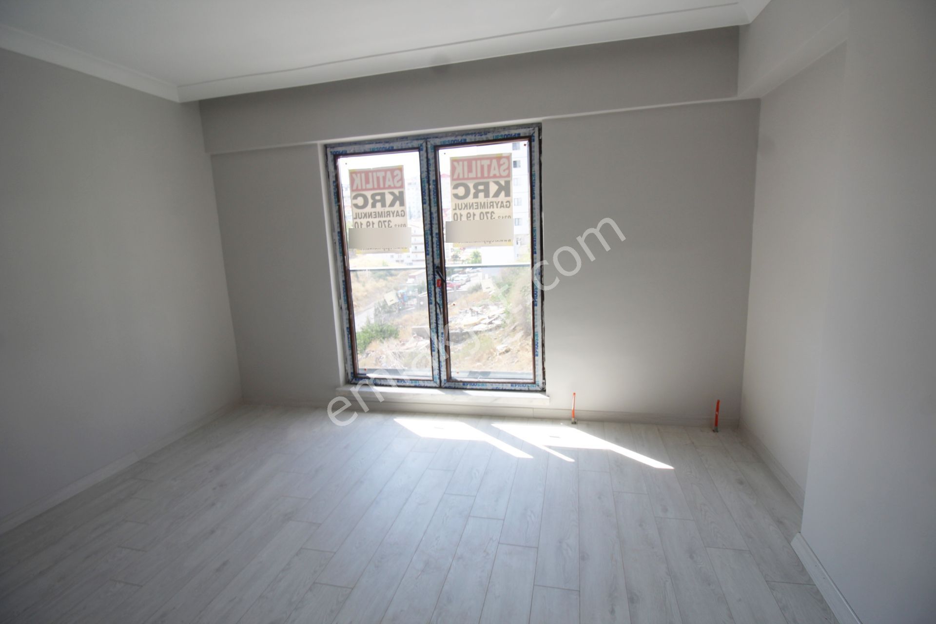 Krc'den Site İçerisinde Caddeye Tren İstasyonuna Y.lüx Sıfır 3+1 - Görsel 11