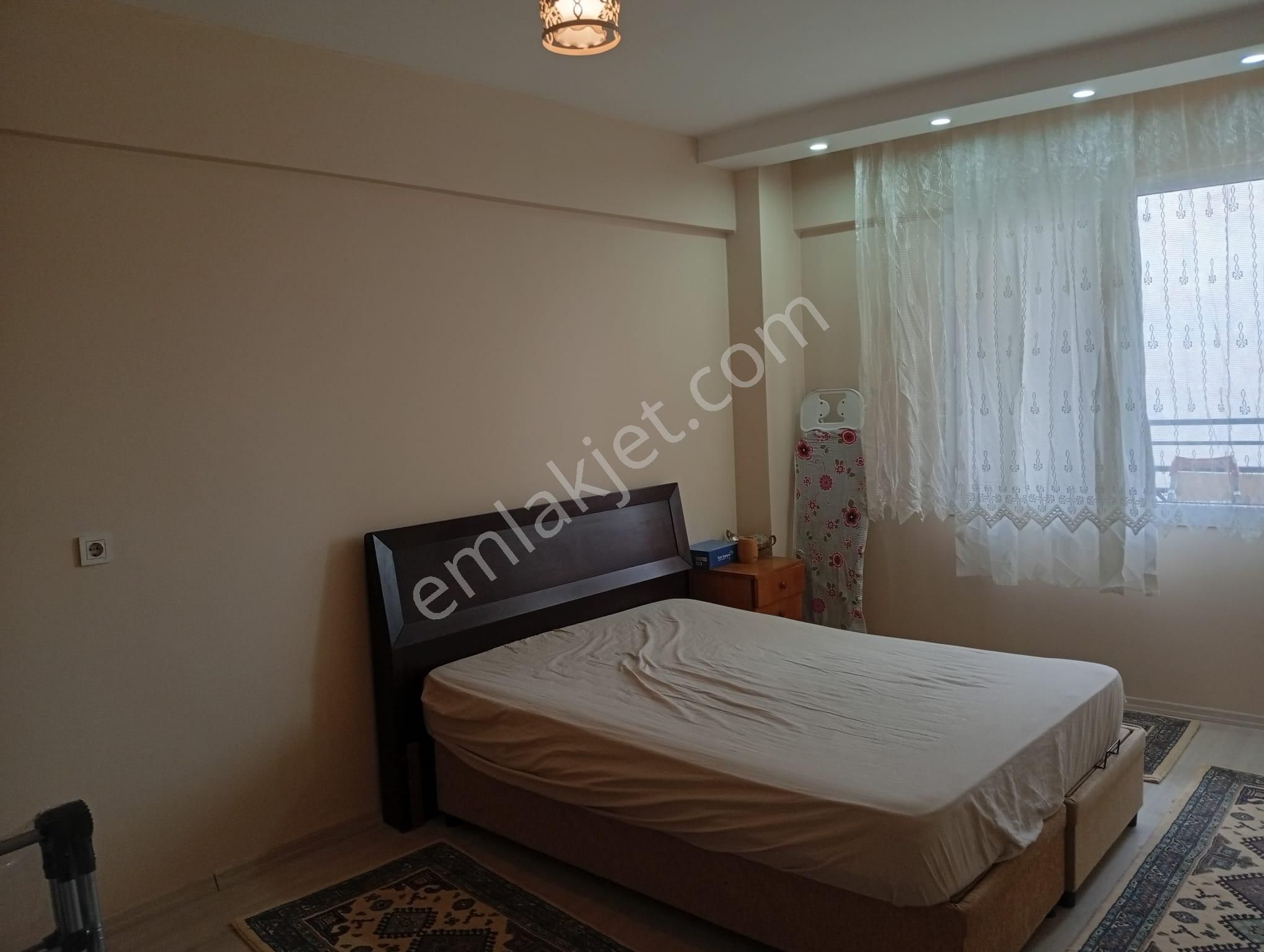 Salihli Berkay Emlaktan Satılık 1+1 Klima Isıtmalı Eşyalı Daire - Görsel 6